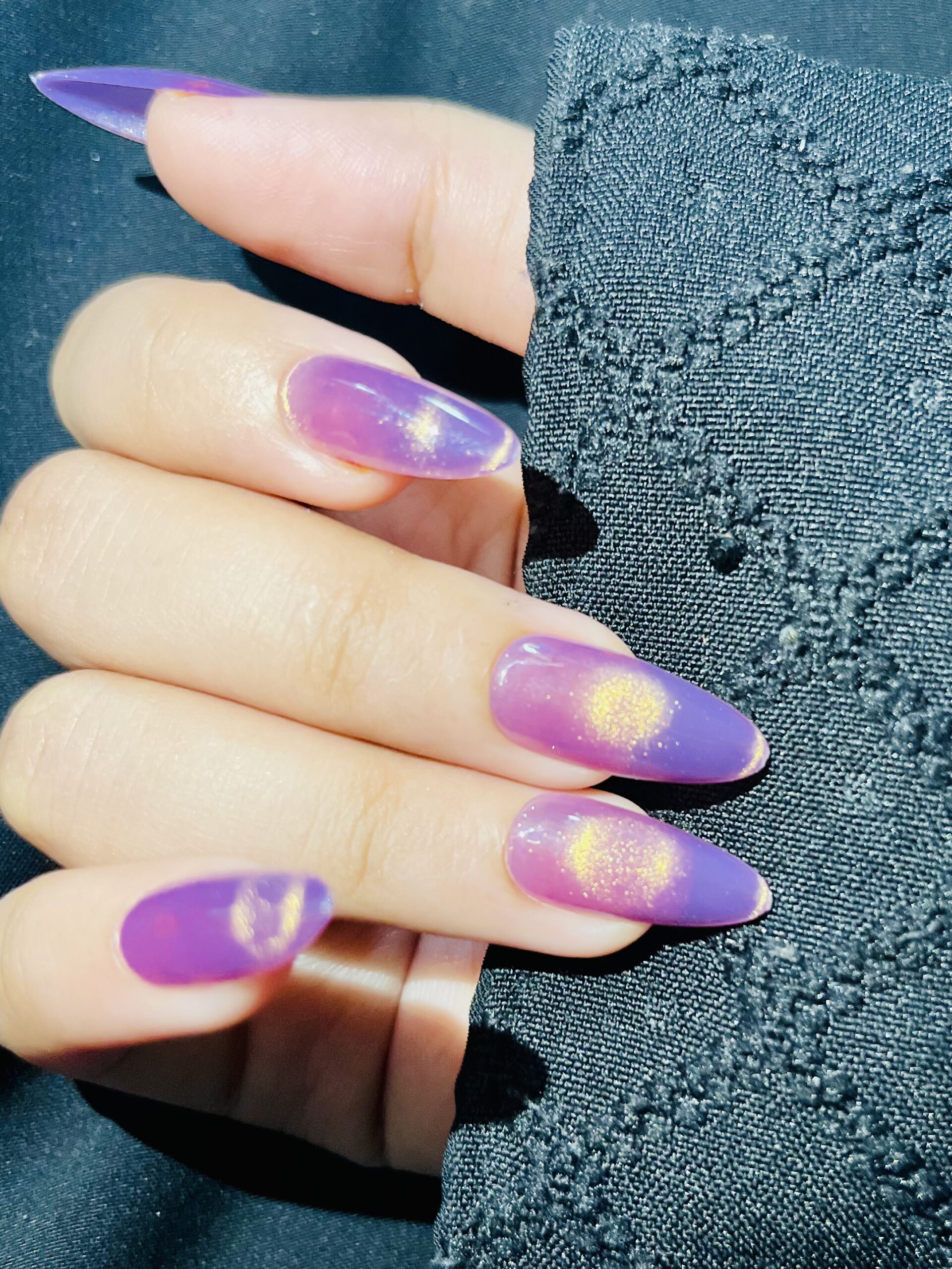 Purple Cat-Eye Nails
