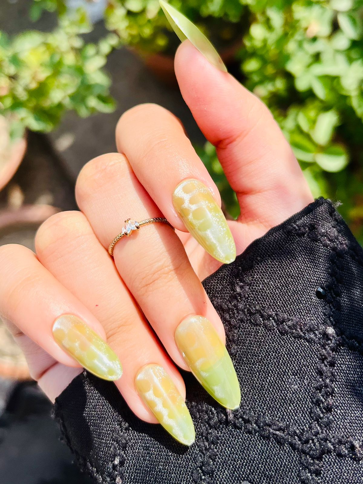 Green Cat Eye Nails